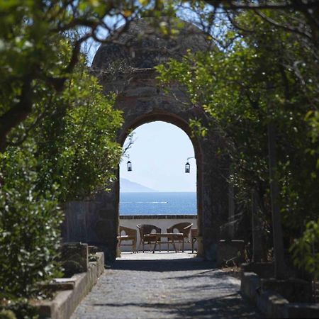 La Poetica In Villa Eldorado Procida Exterior foto